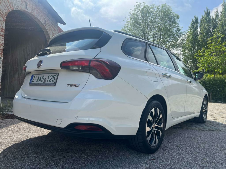 Fiat Tipo 1.4i Mirror LED/Navigatie/PDC/DAB+/Airco/Bluetooth Leconte Motors