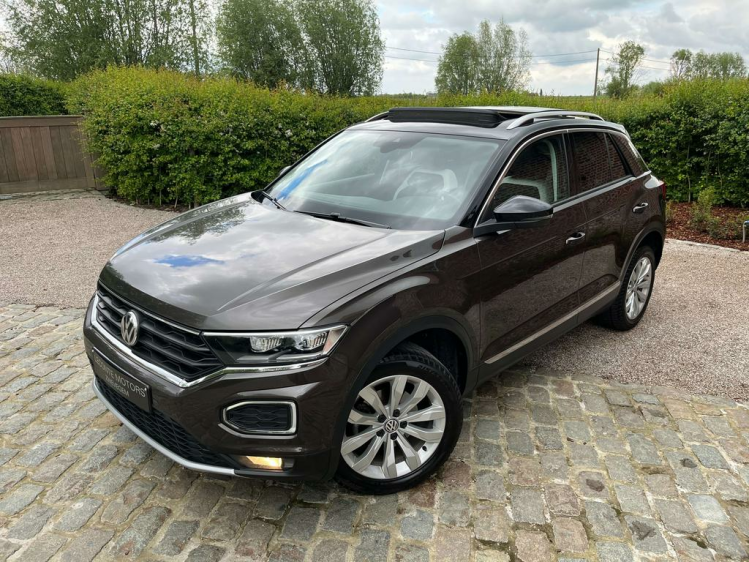 Volkswagen T-Roc 1.5 TSI Full-LED/Panodak/Gps/Camera/Zetelverw/DAB+ Leconte Motors