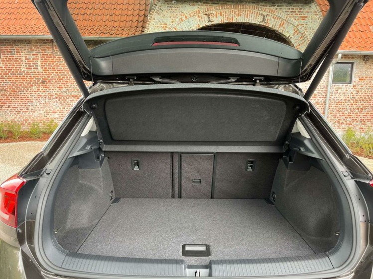 Volkswagen T-Roc 1.5 TSI Full-LED/Panodak/Gps/Camera/Zetelverw/DAB+ Leconte Motors