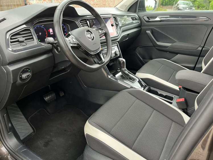 Volkswagen T-Roc 1.5 TSI Full-LED/Panodak/Gps/Camera/Zetelverw/DAB+ Leconte Motors