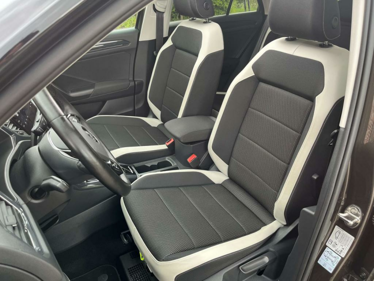 Volkswagen T-Roc 1.5 TSI Full-LED/Panodak/Gps/Camera/Zetelverw/DAB+ Leconte Motors