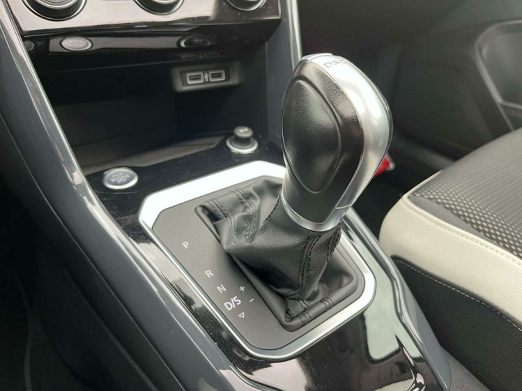 Volkswagen T-Roc 1.5 TSI Full-LED/Panodak/Gps/Camera/Zetelverw/DAB+ Leconte Motors