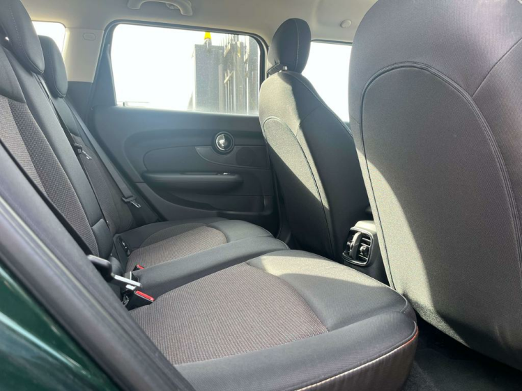 MINI One Clubman 1.5iA Navigatie/Cruise-Control/PDC/Bluetooth! Leconte Motors