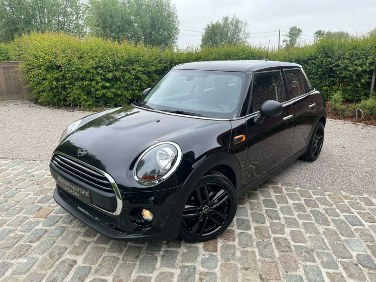 MINI One 1.5i Hatchback 32.000km Navigatie/Cruise/PDC/BLTH! Leconte Motors