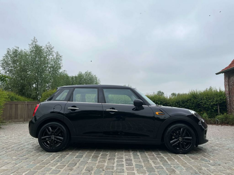 MINI One 1.5i Hatchback 32.000km Navigatie/Cruise/PDC/BLTH! Leconte Motors
