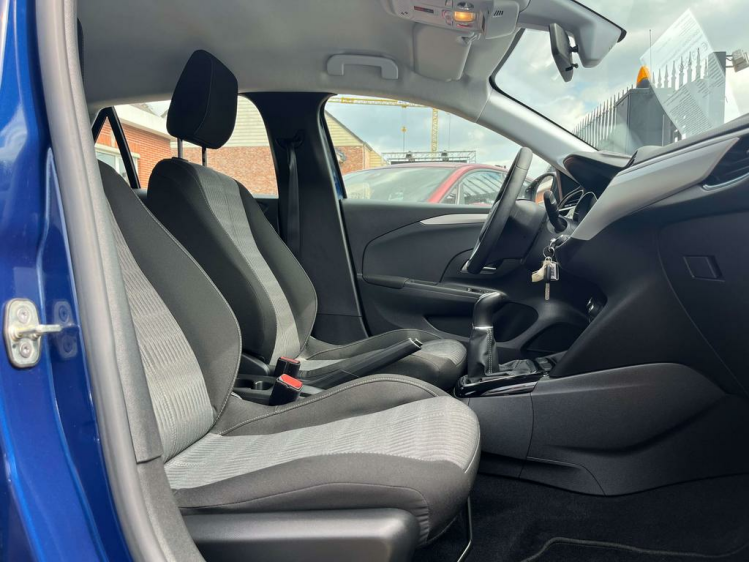 Opel Corsa 1.2i Elegance 30.000km Navigatie/Cruise/AppleCarpl Leconte Motors