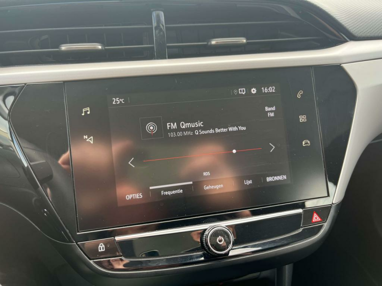 Opel Corsa 1.2i Elegance 30.000km Navigatie/Cruise/AppleCarpl Leconte Motors