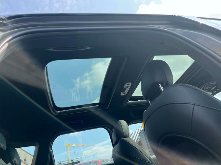 MINI Cooper SE Countryman 1.5A ALL4 Plug In Hybrid Panodak/Sportzetels/LED.. Leconte Motors