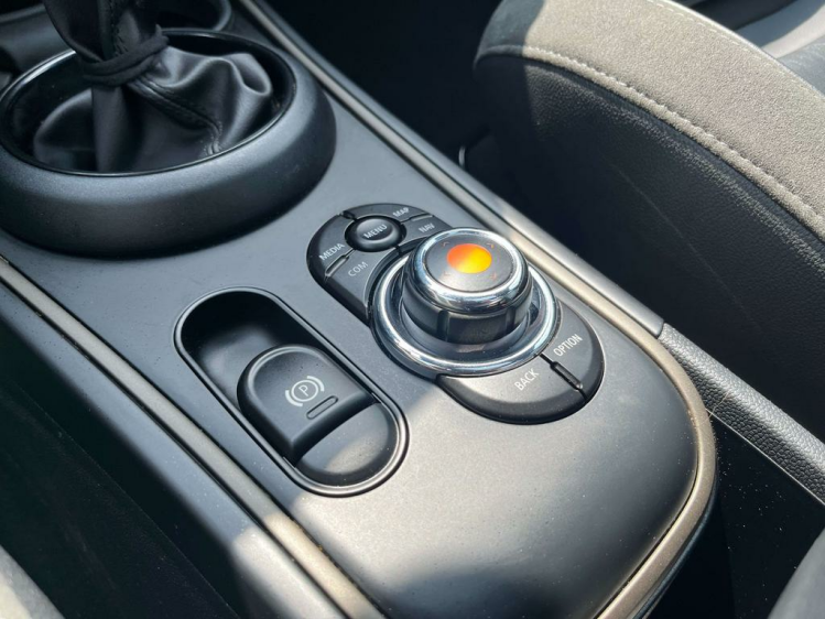 MINI Cooper SE Countryman 1.5A ALL4 Plug In Hybrid Panodak/Sportzetels/LED.. Leconte Motors