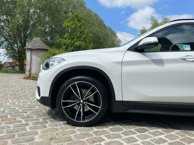 BMW X1 1.5iA sDrive18 Navigatie/Cruise-Control/PDC/BlTH.. Leconte Motors