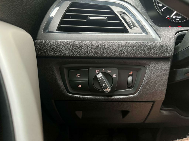 BMW 116 d Full-LED/Navigatie/Cruise-Control/Bluetooth/PDC! Leconte Motors