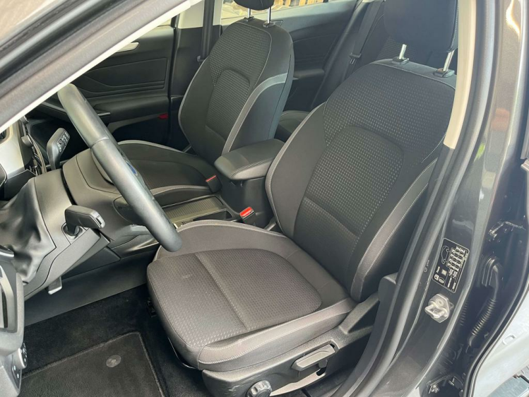 Ford Focus 1.0 EcoBoost Business Navigatie/Apple-Carplay/DAB+ Leconte Motors