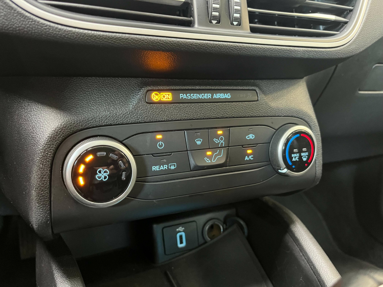 Ford Focus 1.0 EcoBoost Business Navigatie/Apple-Carplay/DAB+ Leconte Motors