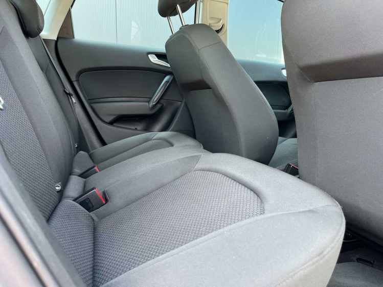 Audi A1 1.0 TFSI 44.000km Hatchback Bluetooth/PDC/Airco... Leconte Motors