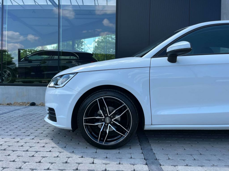Audi A1 1.0 TFSI 44.000km Hatchback Bluetooth/PDC/Airco... Leconte Motors