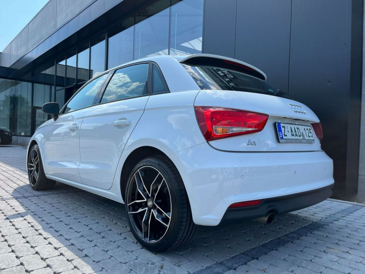 Audi A1 1.0 TFSI 44.000km Hatchback Bluetooth/PDC/Airco... Leconte Motors