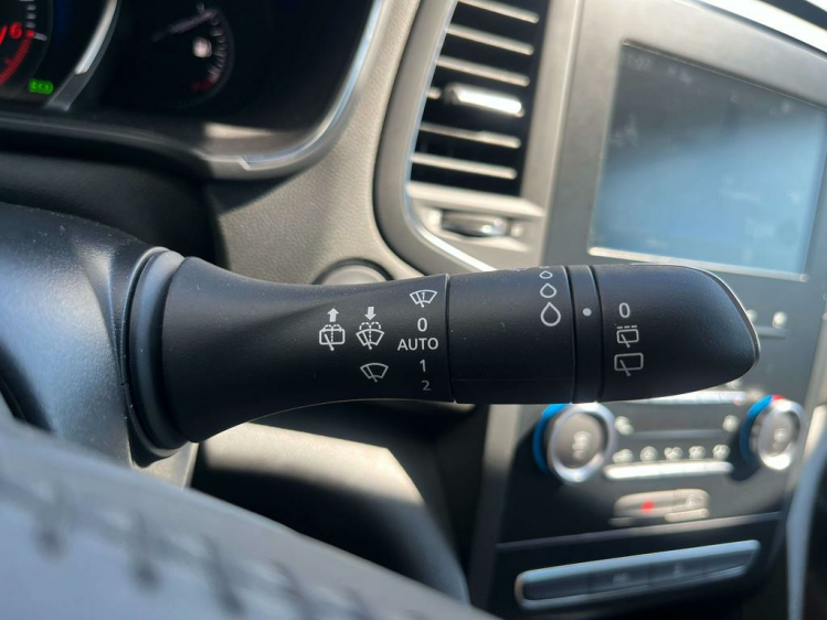 Renault Megane 1.33 TCe Limited Navigatie/Cruise/PDC/DAB+/BLTH... Leconte Motors