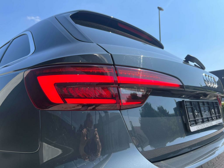 Audi A4 35 TFSI S tronic Virtual/Matrix/Pano/Leder/Camera! Leconte Motors