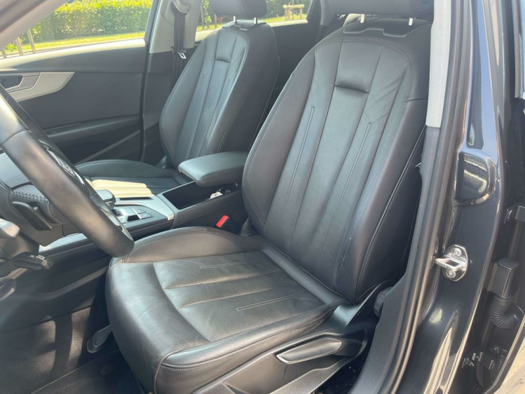 Audi A4 35 TFSI S tronic Virtual/Matrix/Pano/Leder/Camera! Leconte Motors