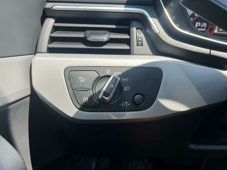 Audi A4 35 TFSI S tronic Virtual/Matrix/Pano/Leder/Camera! Leconte Motors