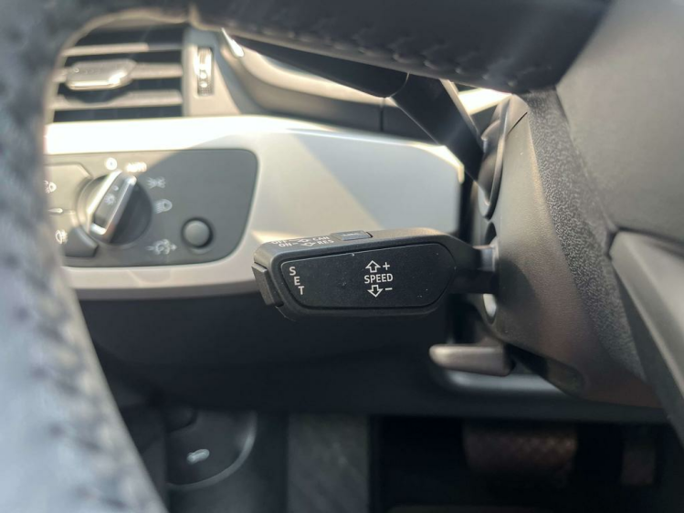 Audi A4 35 TFSI S tronic Virtual/Matrix/Pano/Leder/Camera! Leconte Motors