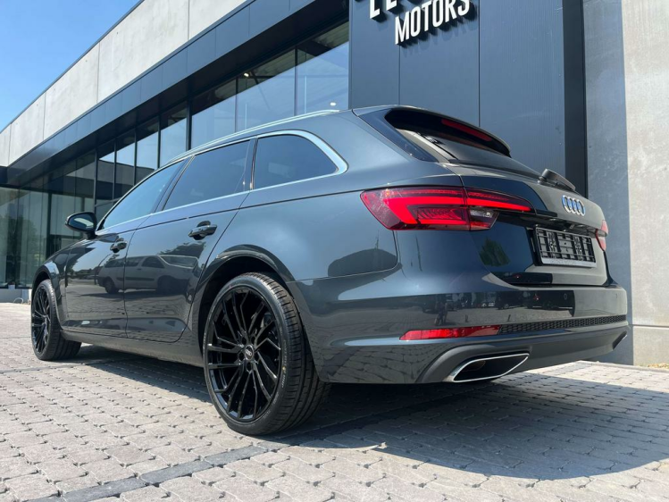 Audi A4 35 TFSI S tronic Virtual/Matrix/Pano/Leder/Camera! Leconte Motors