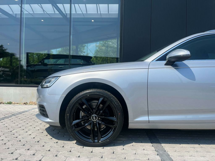 Audi A4 1.4 TFSI S-Tronic 56.000km Matrix/Leder/Gps/Cruise Leconte Motors
