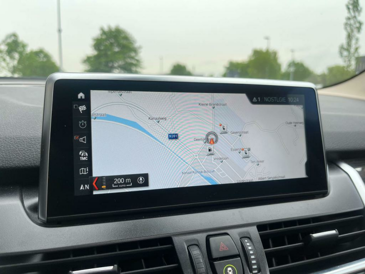 BMW 225 225xeA Plug In Hybrid Pano/LED/HUD/Navi-Pro/CAM!! Leconte Motors