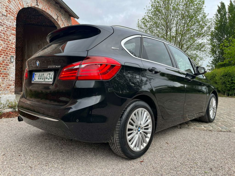 BMW 225 225xeA Plug-In Hybrid LED/Pano/HUD/Camera/Leder/.. Leconte Motors