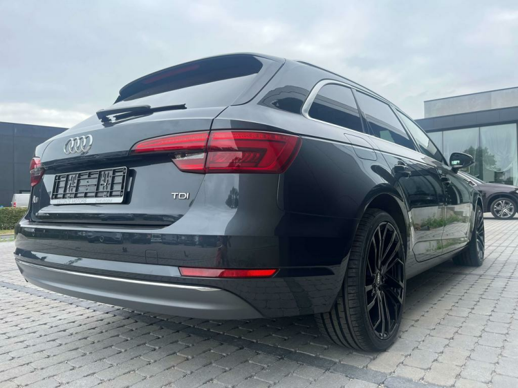 Audi A4 2.0 TDi S tronic Matrix/Virtual/Panodak/Memoryseat Leconte Motors