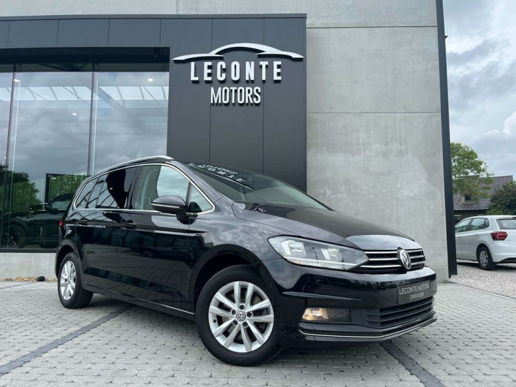 Volkswagen Touran 1.6 TDi Highline DSG 7-zitpl/Navigatie/Camera/ACC! Leconte Motors