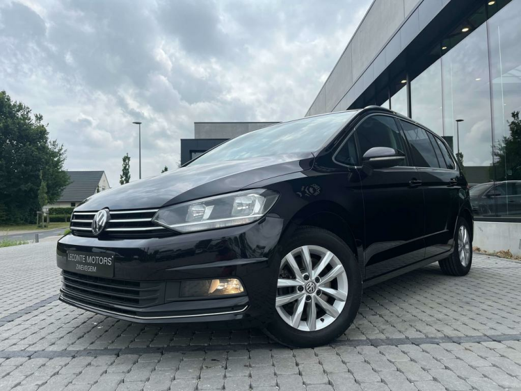 Volkswagen Touran 1.6 TDi Highline DSG 7-zitpl/Navigatie/Camera/ACC! Leconte Motors