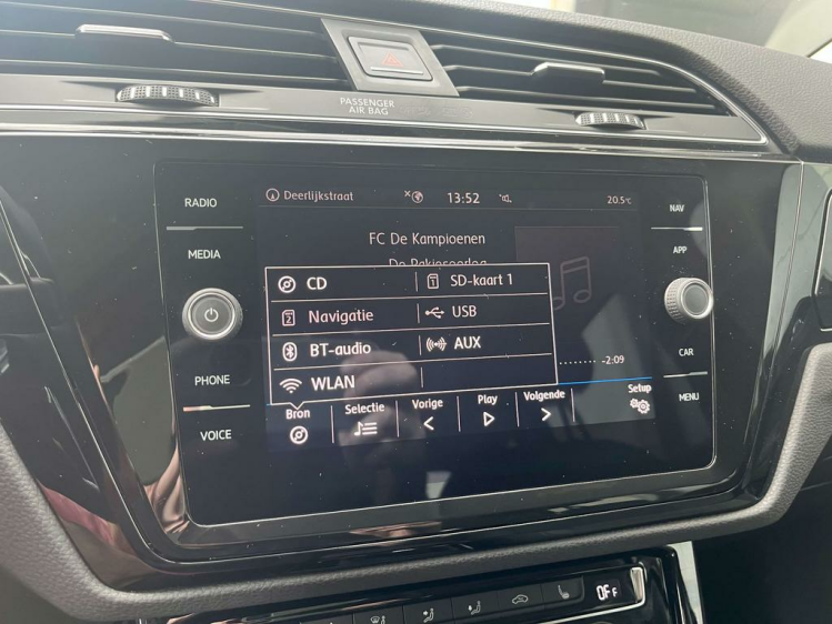 Volkswagen Touran 1.6 TDi Highline DSG 7-zitpl/Navigatie/Camera/ACC! Leconte Motors