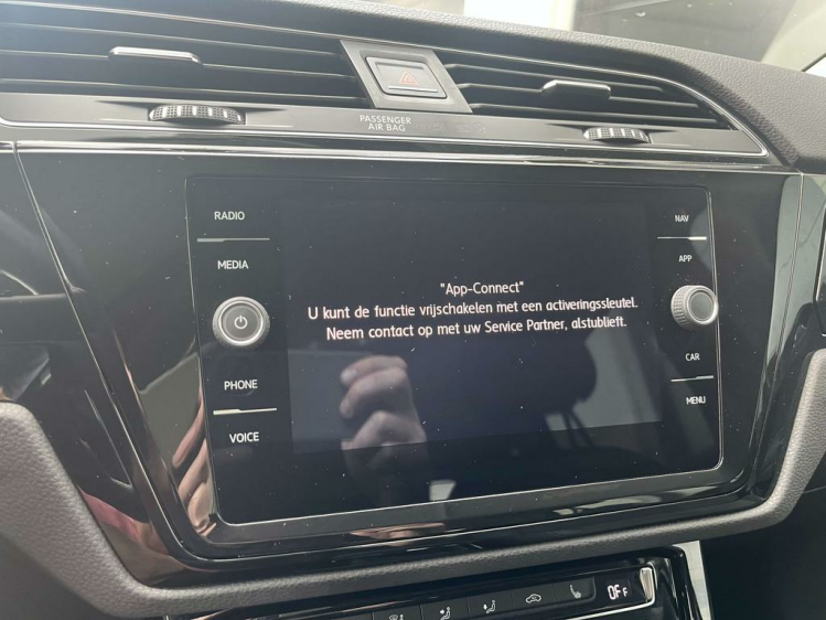 Volkswagen Touran 1.6 TDi Highline DSG 7-zitpl/Navigatie/Camera/ACC! Leconte Motors