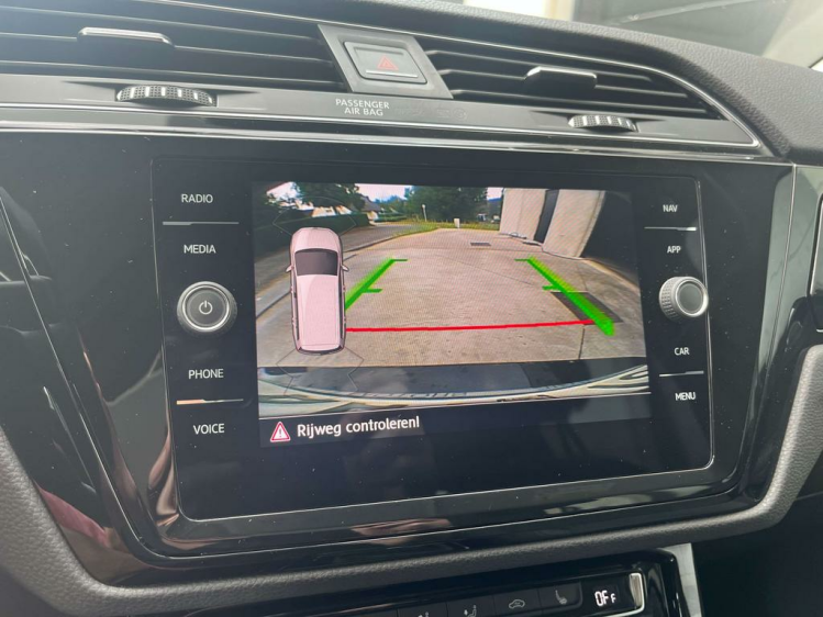 Volkswagen Touran 1.6 TDi Highline DSG 7-zitpl/Navigatie/Camera/ACC! Leconte Motors