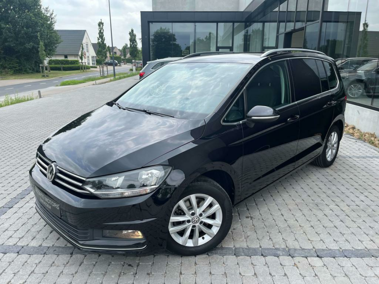 Volkswagen Touran 1.6 TDi Highline DSG 7-zitpl/Navigatie/Camera/ACC! Leconte Motors
