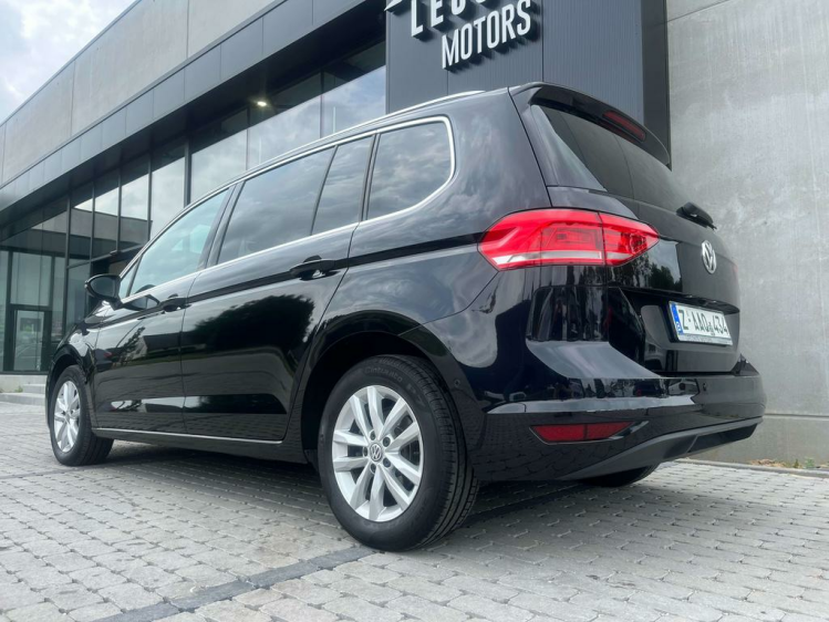 Volkswagen Touran 1.6 TDi Highline DSG 7-zitpl/Navigatie/Camera/ACC! Leconte Motors