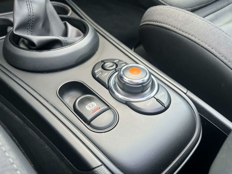 MINI Cooper SE Countryman 1.5A Plug In Hybrid Pano/LED/Sportzetels/Keyless! Leconte Motors