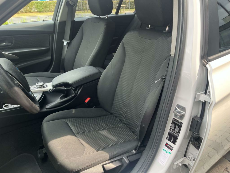 BMW 316 dA Berline Full-LED/Navigatie/Cruise/PDC/19'Alu!! Leconte Motors