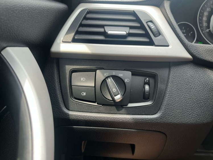 BMW 316 dA Berline Full-LED/Navigatie/Cruise/PDC/19'Alu!! Leconte Motors