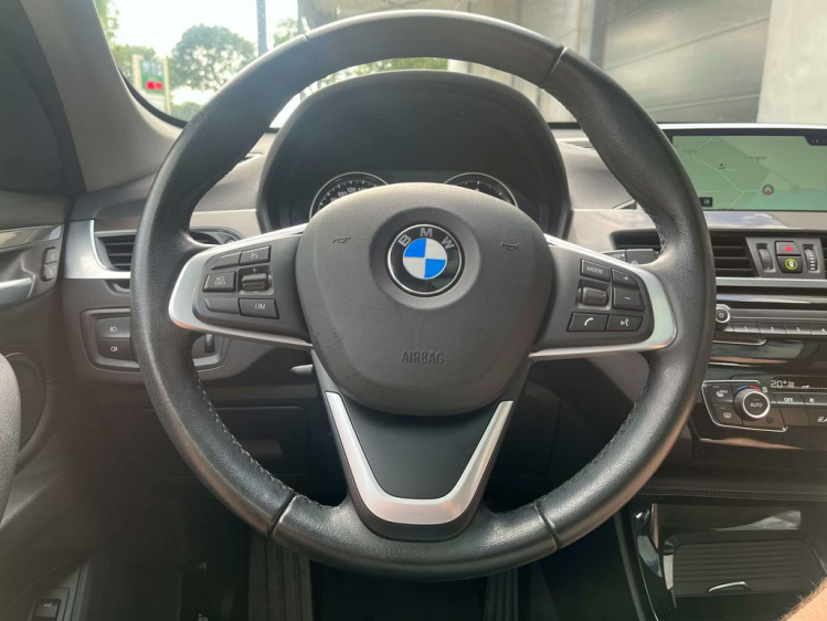 BMW X1 2.0 dA sDrive18 X-Line Pano/Leder/Gps-Pro/HUD/CAM! Leconte Motors