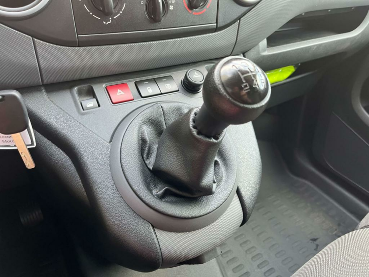 Peugeot Partner 1.6HDI Lichte Vracht L2 3-zit Galicia Schuifdeur Leconte Motors