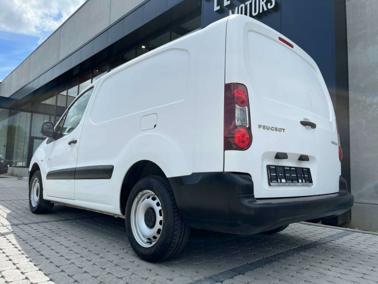 Peugeot Partner 1.6HDI Lichte Vracht L2 3-zit Galicia Schuifdeur Leconte Motors