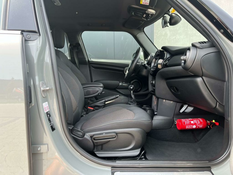 MINI One 1.5i Hatchback Navigatie/Cruise/PDC/Bluetooth/...! Leconte Motors