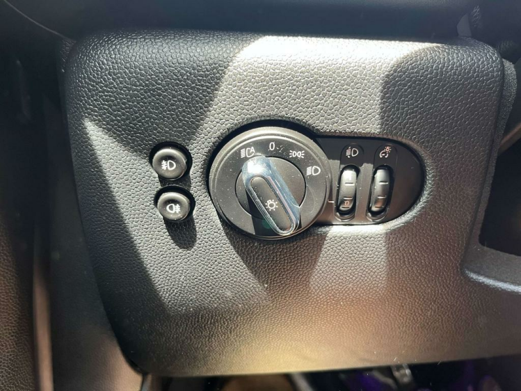 MINI One 1.5i Hatchback Navigatie/Cruise/PDC/Bluetooth/...! Leconte Motors