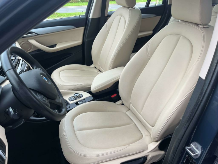 BMW X1 1.5iA sDrive18 LED/Panodak/Leder/Cruise/PDC/Zetelv Leconte Motors