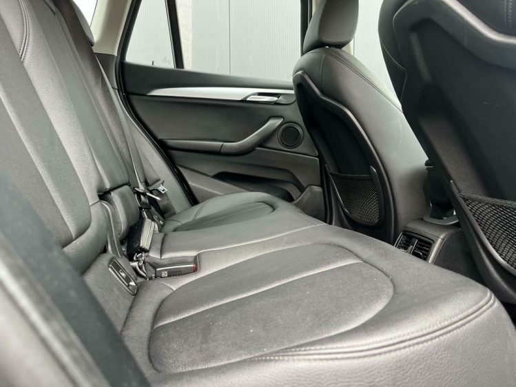 BMW X1 1.5i sDrive18 Leder/Navigatie/Bluetooth/PDC/...!! Leconte Motors