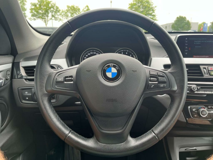 BMW X1 1.5i sDrive18 Leder/Navigatie/Bluetooth/PDC/...!! Leconte Motors
