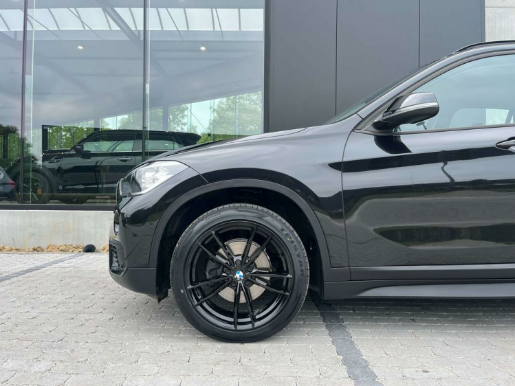 BMW X1 1.5i sDrive18 Leder/Navigatie/Bluetooth/PDC/...!! Leconte Motors