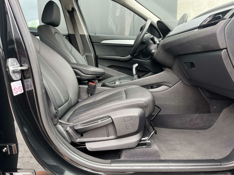 BMW X1 1.5i sDrive18 Leder/Navigatie/Bluetooth/PDC/...!! Leconte Motors